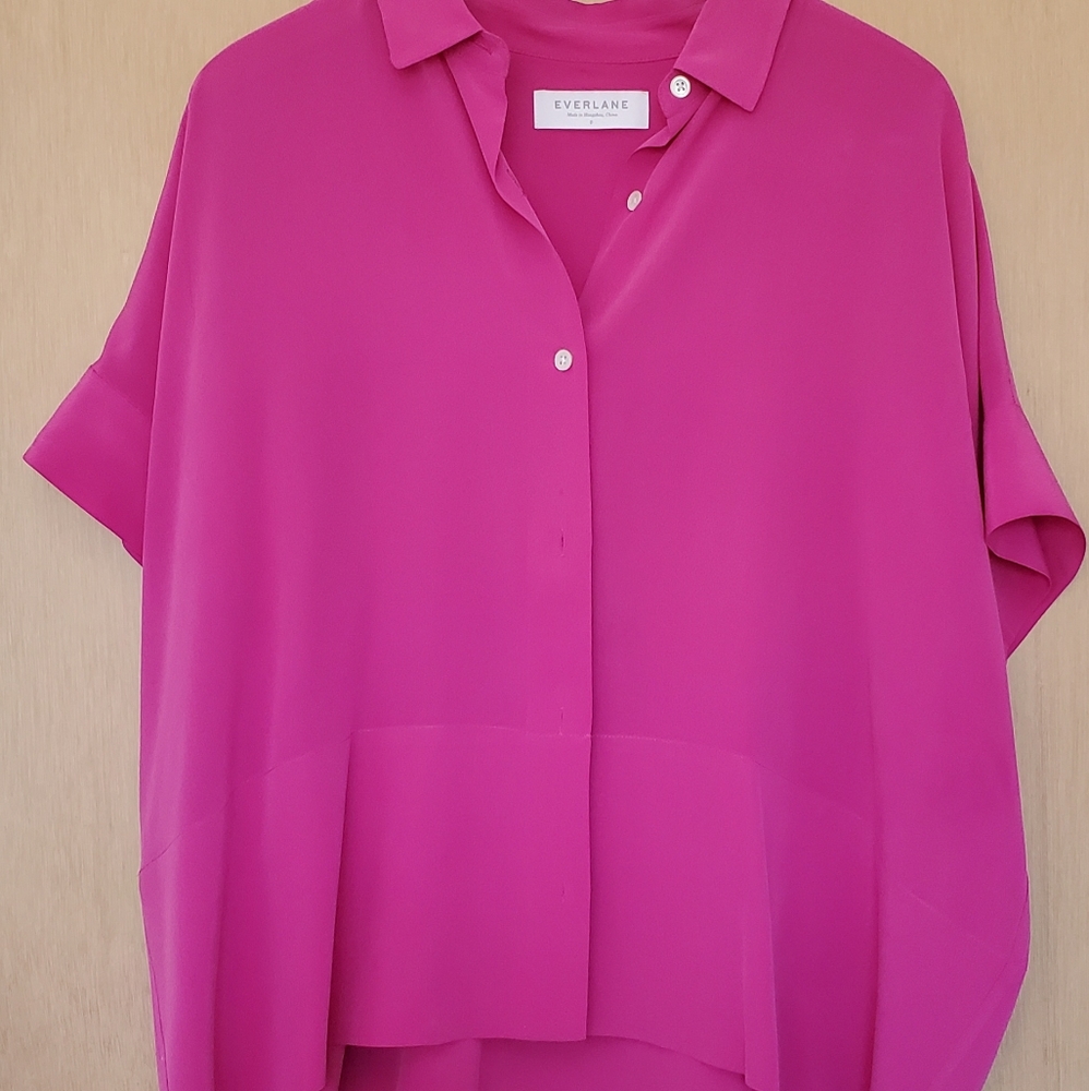 Everlane 100% silk hot pink short sleeve blouse